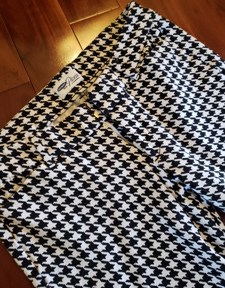 Womens Old Navy houndstooth Pixie ankle pants